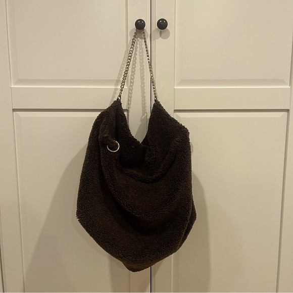 Zara Brown Sherpa Bucket/Tote Bag - Picture 2 of 8